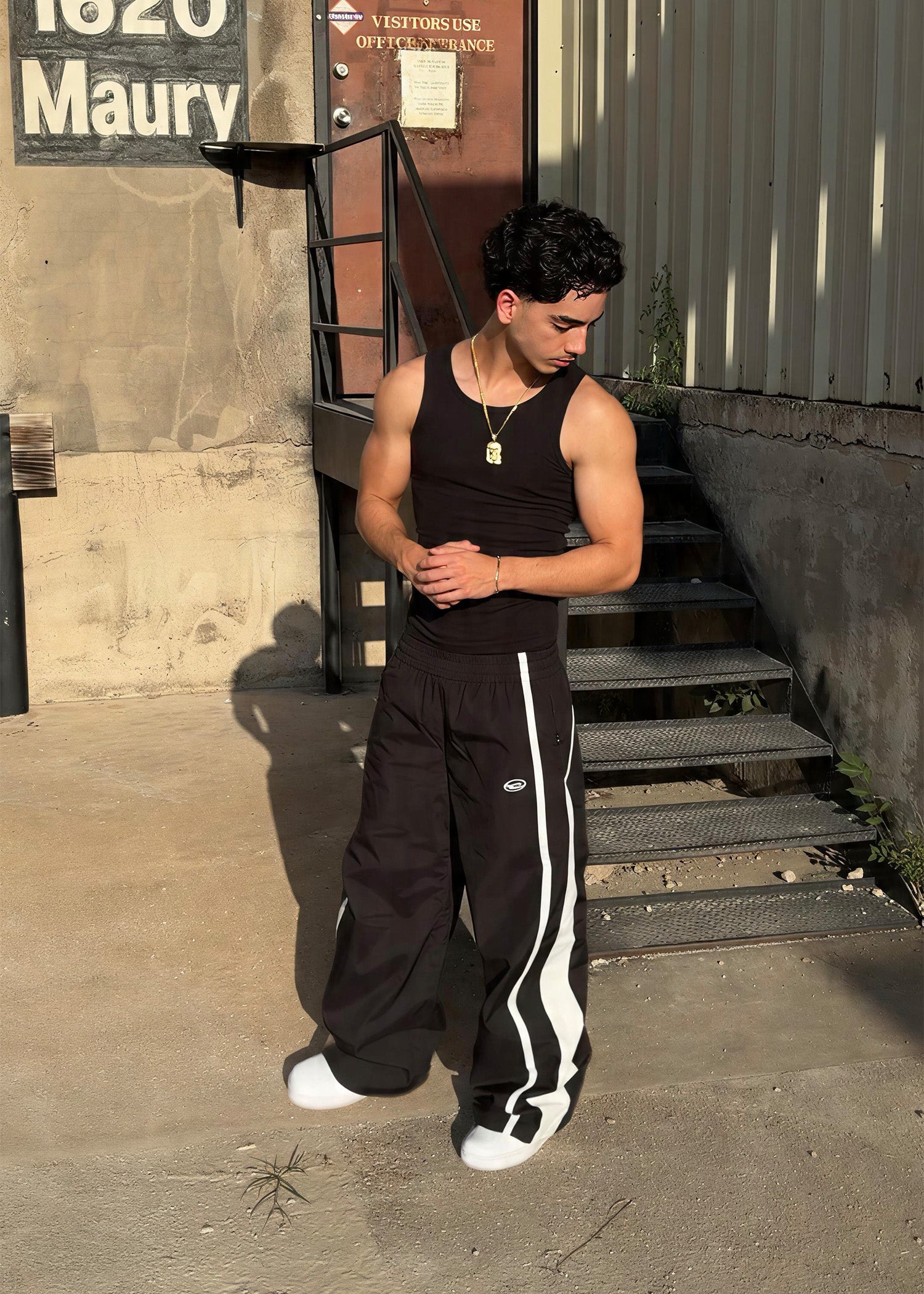 WHITE STRIPE TRACKPANTS