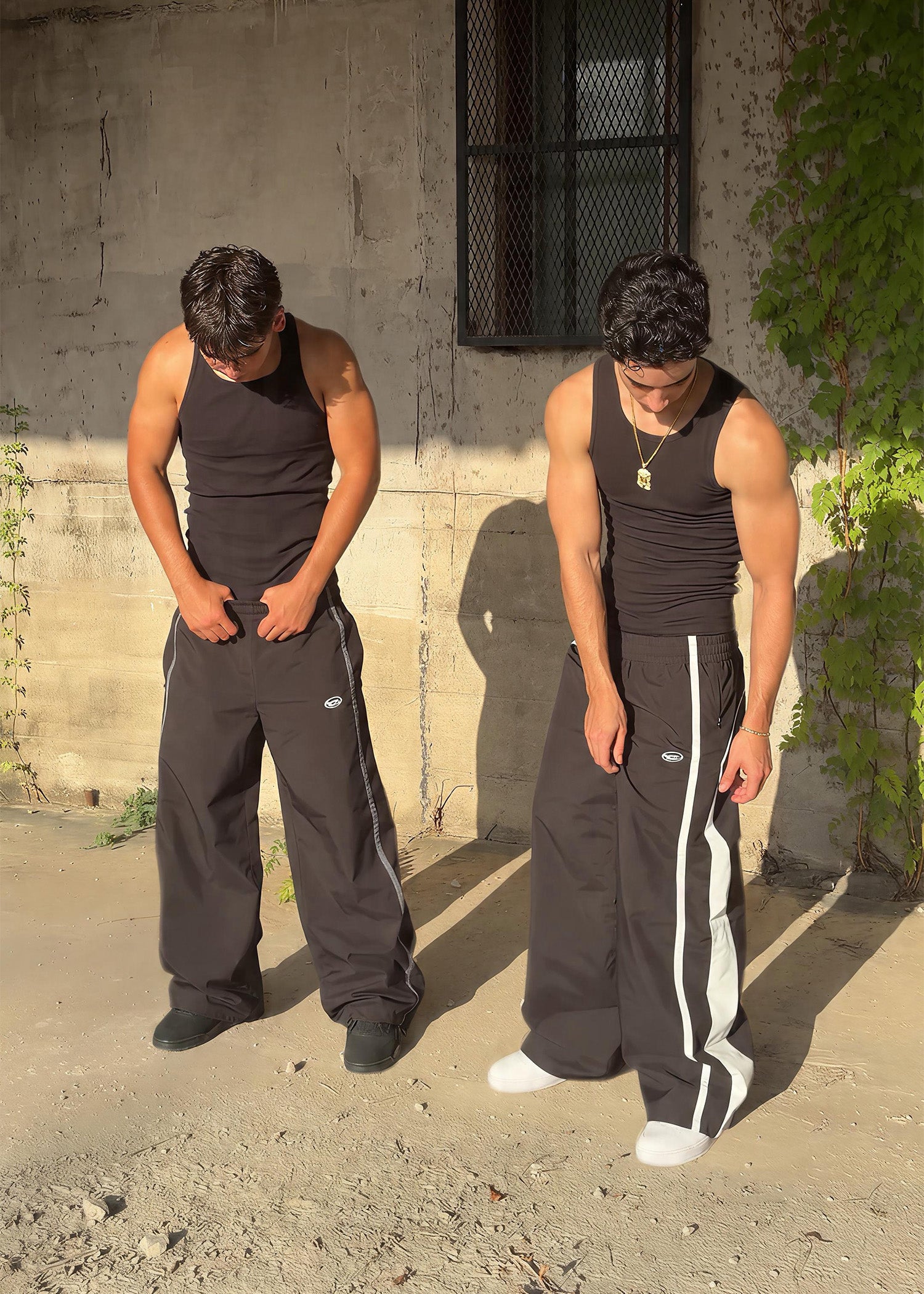 WHITE STRIPE TRACKPANTS